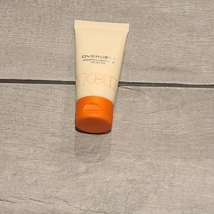 💐 Item Overdue Intensive Moisturizer🧋 💫 🎠 🌸☃️🦋🍍🍓🦉🐧💘